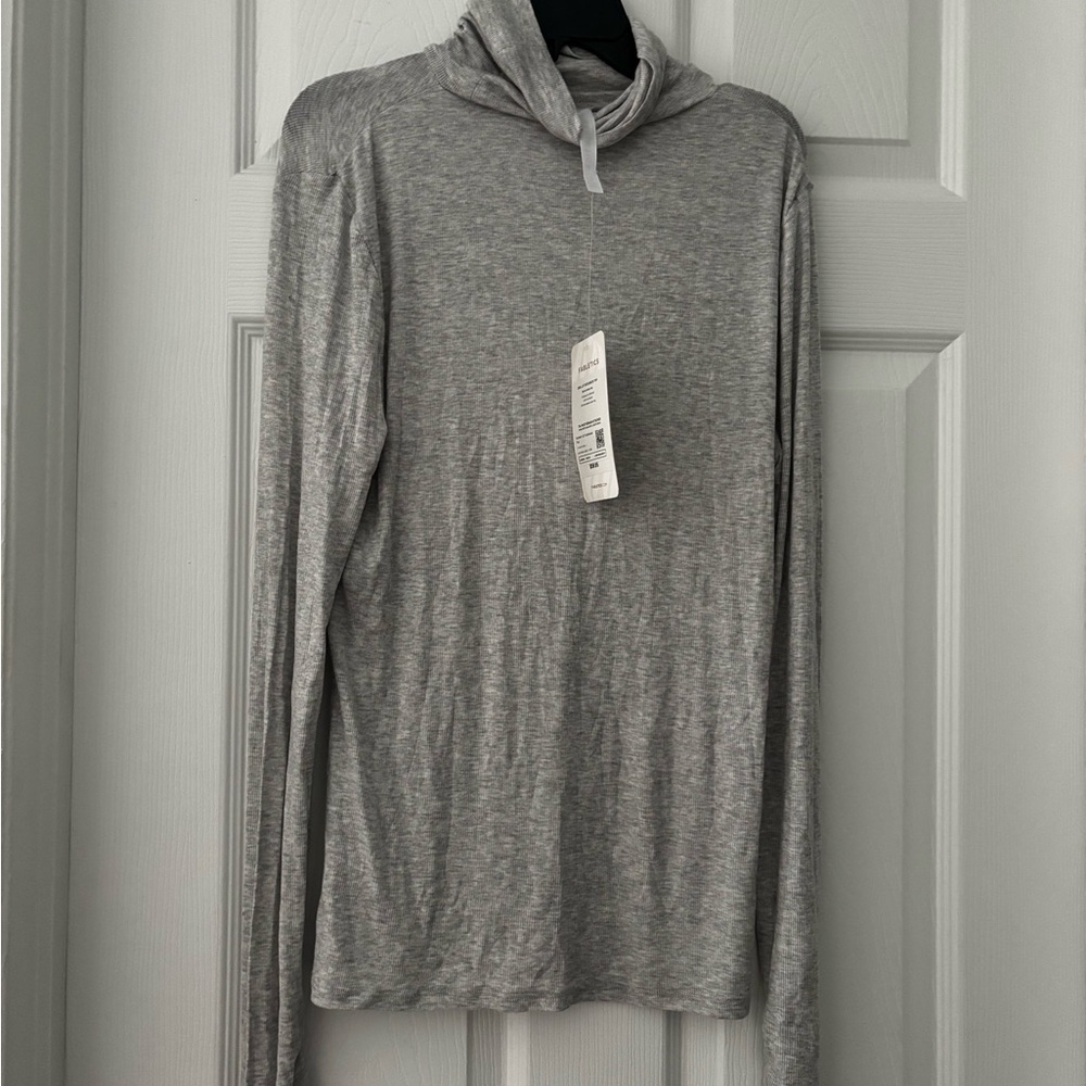 Fabletics Heather Gray Turtleneck Top